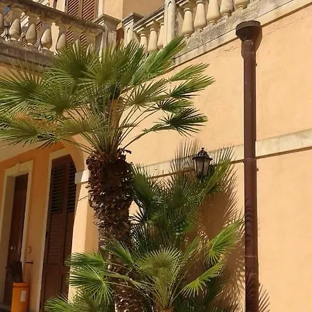 Delle Canfore Avola