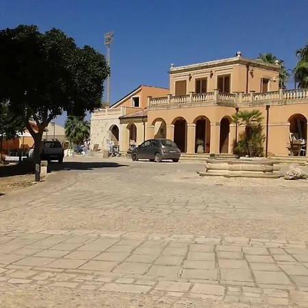 Delle Canfore Homestay