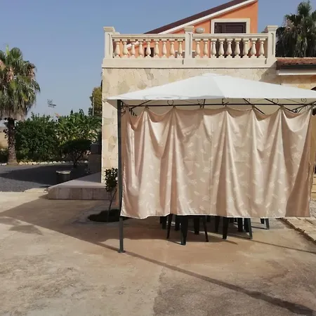 Homestay Delle Canfore Avola