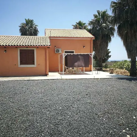 Delle Canfore Homestay Avola